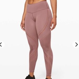 Lululemon x Barry’s Bootcamp Reveal Leggings
